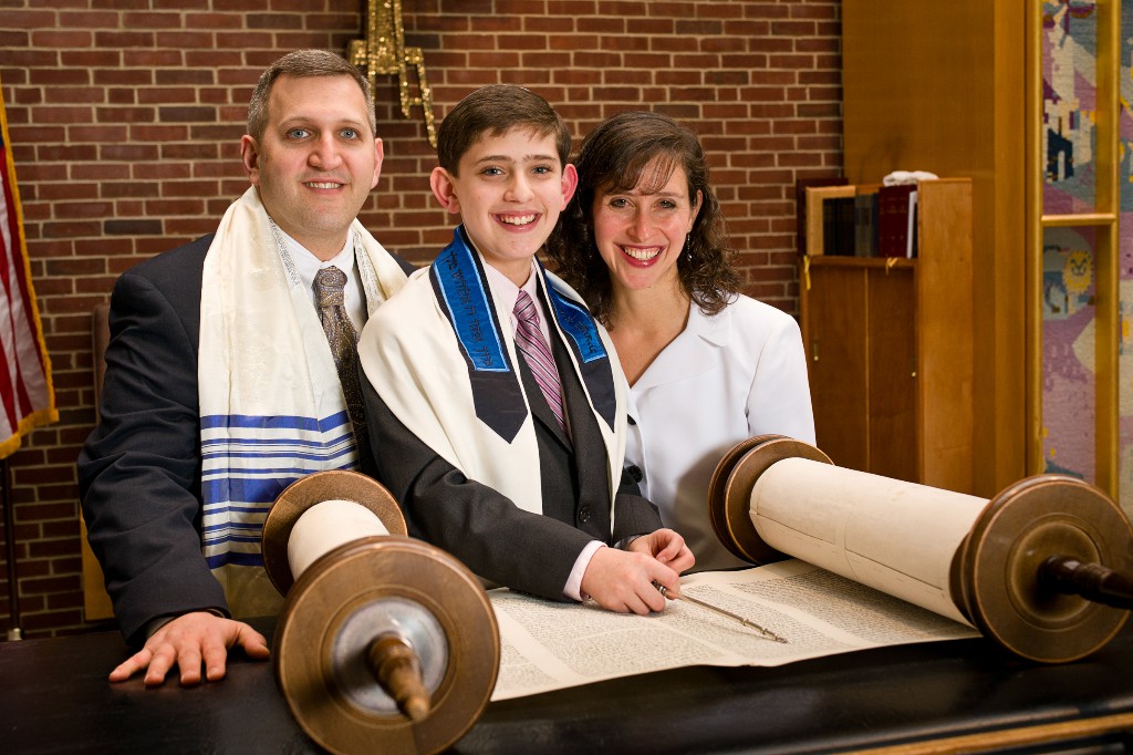 bar-mitzvah-family-portrait